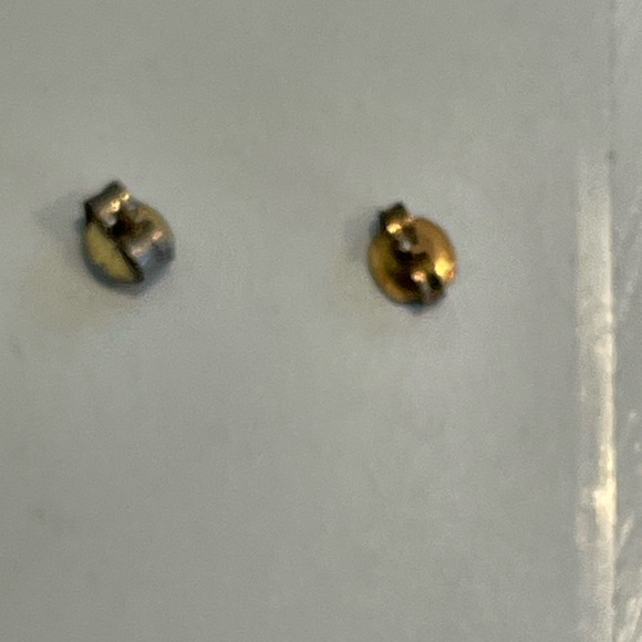 Vintage Green Jade Gemstone Pierced Post Back Earrings Never Worn - Picture 3 of 4